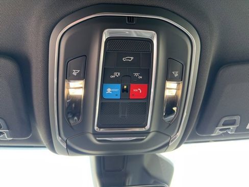 New 2025 Jeep Grand Cherokee L Limited w/ Black Appearance Package image 29