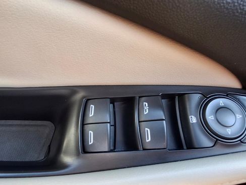 Used 2021 Buick Enclave Essence w/ Sport Touring Edition image 13