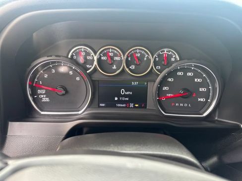 Used 2022 Chevrolet Silverado 1500 LT w/ Safety Package AWD/4WD image 3