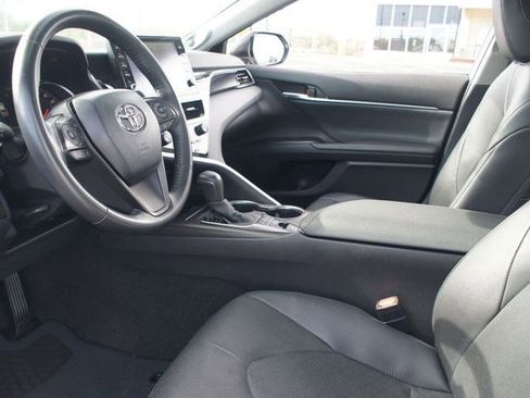 Used 2024 Toyota Camry XSE w/ Navigation Package image 14