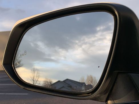 Used 2020 Toyota RAV4 LE image 13