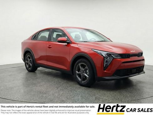 Used 2025 Kia K4 FWD image 1