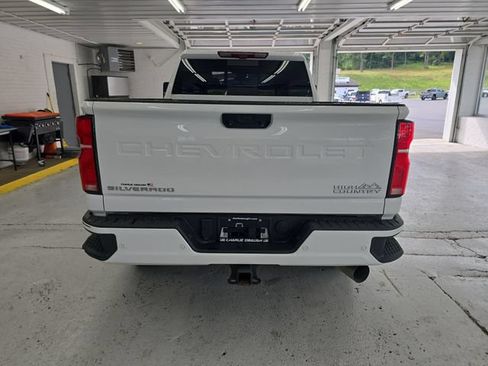Certified 2025 Chevrolet Silverado 2500 High Country w/ Technology Package AWD/4WD image 4