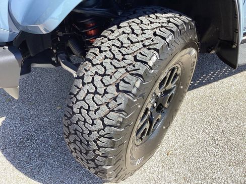 New 2025 Ford Bronco Raptor image 21