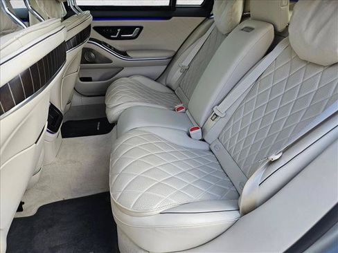 Used 2022 Mercedes-Benz S 580 4MATIC Sedan image 13