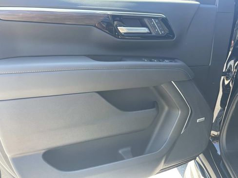 New 2026 Chevrolet Tahoe LT w/ Comfort Package AWD/4WD image 16