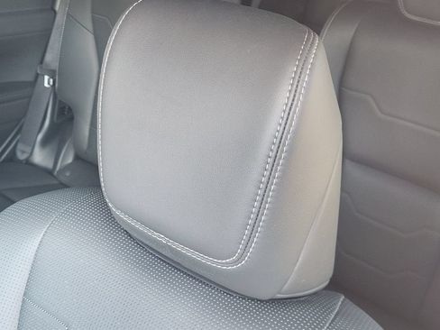 Used 2025 Lexus GX 550 w/ Accessory Package (2T) AWD/4WD image 24