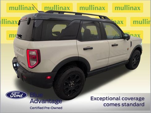 Used 2025 Ford Bronco Sport Badlands image 4