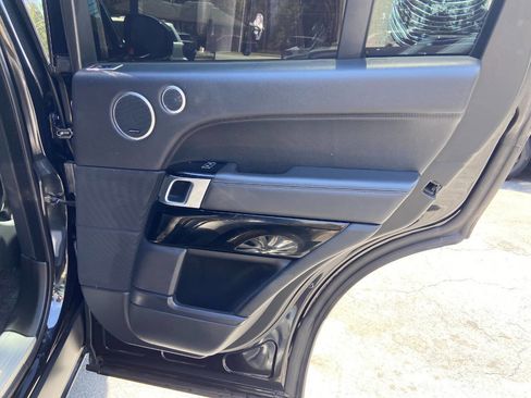 Used 2014 Land Rover Range Rover Supercharged image 26