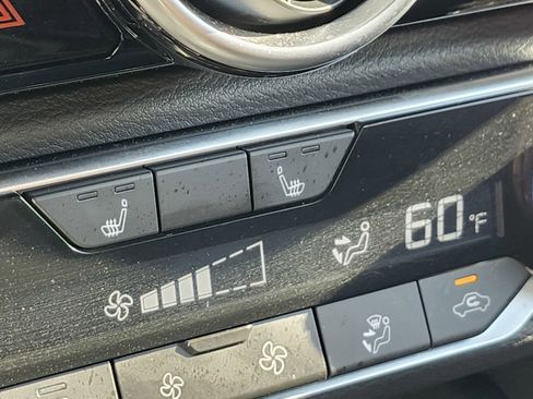 Used 2025 Nissan Sentra SR image 27