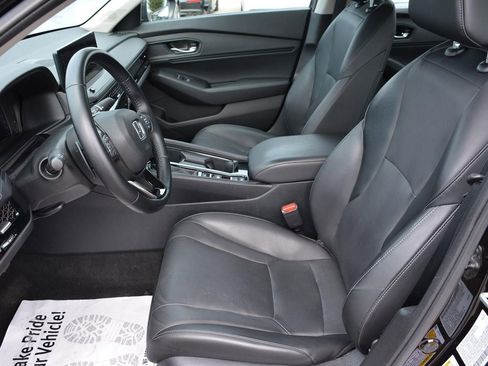 Used 2023 Honda Accord EX-L image 7