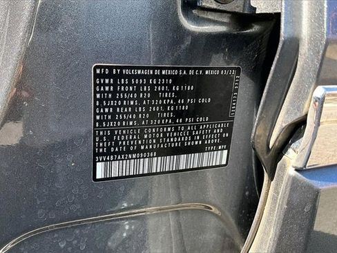 Used 2022 Volkswagen Tiguan SEL R-Line image 35