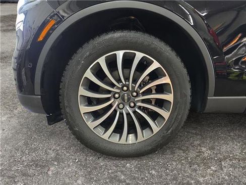 Used 2021 Lincoln Aviator Reserve w/ Equipment Group 201A image 13