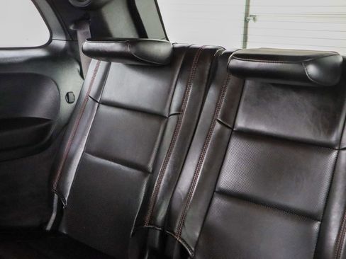Used 2018 Dodge Durango R/T w/ Technology Group AWD/4WD image 28