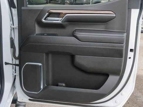 Used 2023 Chevrolet Silverado 1500 RST w/ Z71 Off-Road Package image 19