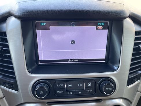 Used 2017 GMC Yukon Denali AWD/4WD image 15