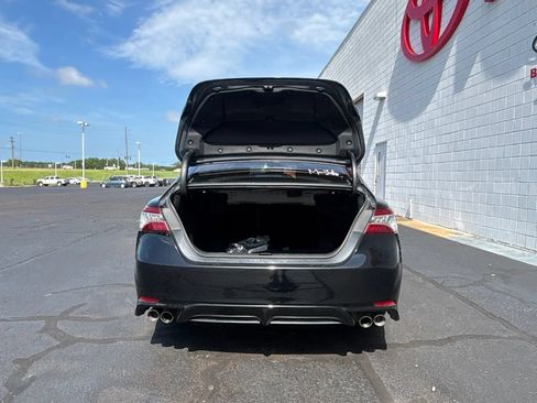 Used 2020 Toyota Camry XSE FWD image 31