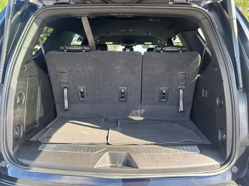 Used 2025 Chevrolet Tahoe Z71 AWD/4WD image 32