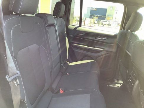 Used 2024 Jeep Grand Cherokee Laredo X w/ Trailer Tow Package image 33