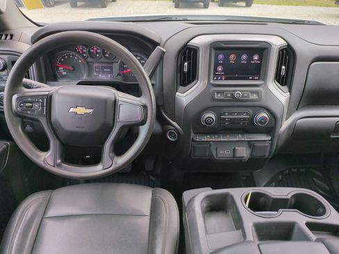 Used 2023 Chevrolet Silverado 1500 W/T w/ WT Convenience Package AWD/4WD image 26