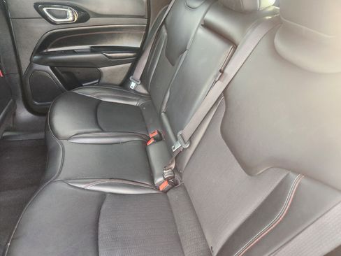 Used 2023 Jeep Compass Trailhawk image 18