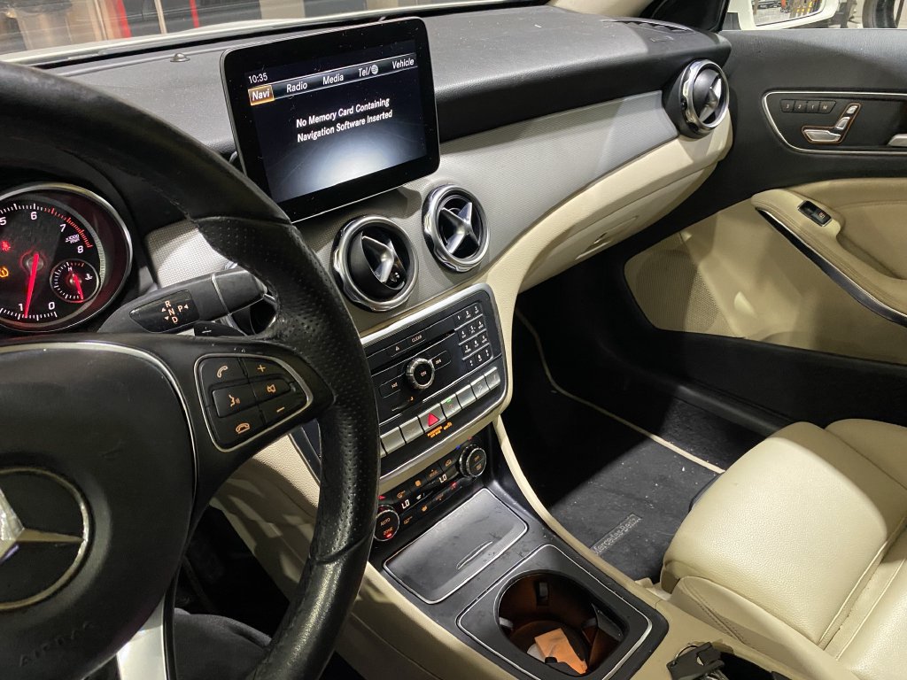 Certified 2018 Mercedes-Benz GLA 250 4MATIC image 7