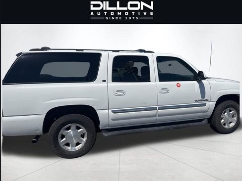 Used 2005 GMC Yukon XL SLT w/ SLT Preferred Equipment Group AWD/4WD image 9
