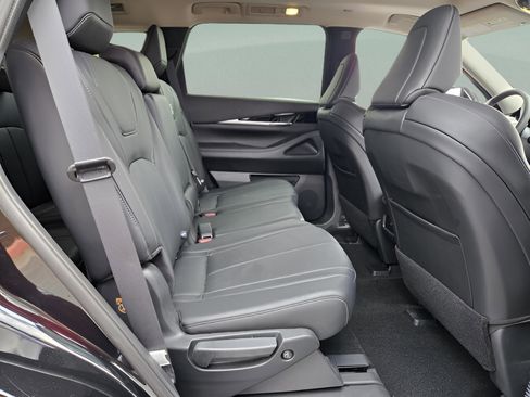 Used 2025 INFINITI QX60 Pure FWD image 12