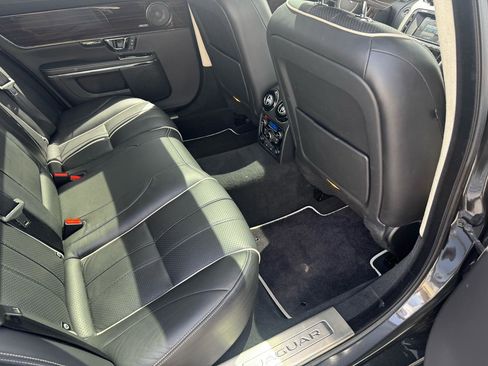 Used 2015 Jaguar XJ L Portfolio AWD/4WD image 35