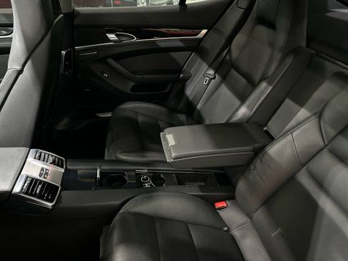 Used 2013 Porsche Panamera image 38