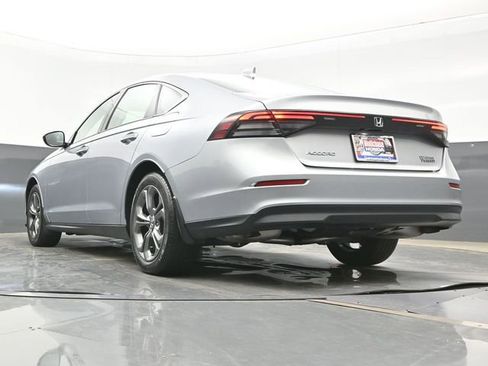 Used 2023 Honda Accord EX image 23