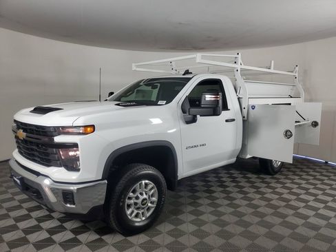 New 2026 Chevrolet Silverado 2500 W/T RWD image 8