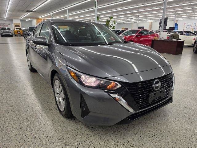 Used 2024 Nissan Sentra S FWD image 4