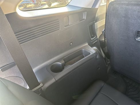 New 2026 Kia Sorento S image 32