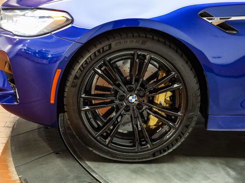 Certified 2022 BMW M5 w/ Executive Package image 10