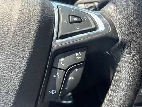Used 2019 Ford Edge SEL w/ Equipment Group 201A AWD/4WD image 31