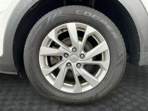 Used 2020 Hyundai Tucson Value w/ Cargo Package image 11