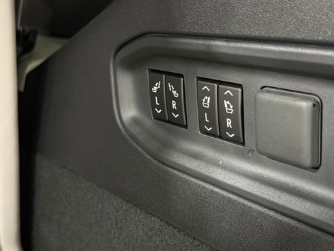 New 2026 Cadillac Vistiq Luxury AWD/4WD image 46
