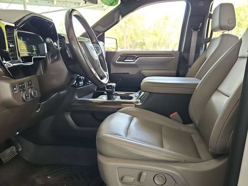Certified 2024 Chevrolet Silverado 1500 LT Trail Boss w/ Convenience Package II AWD/4WD image 22