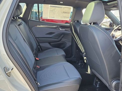 New 2026 Volkswagen Tiguan SE R-Line FWD image 16