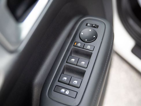 Used 2025 Hyundai Santa Fe SEL image 18