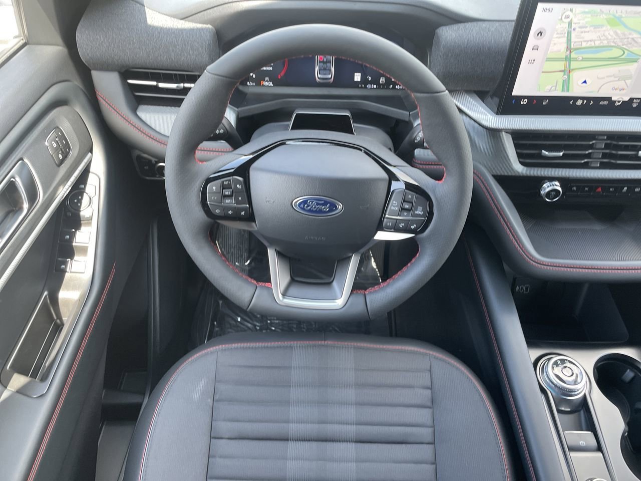 New 2026 Ford Explorer ST-Line w/ ST-Line Street Pack RWD image 16