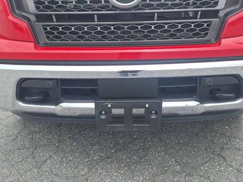 Used 2024 Nissan Titan SV w/ SV Convenience Package AWD/4WD image 30