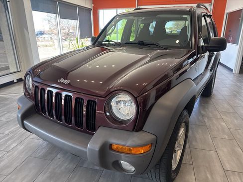Used 2004 Jeep Liberty Sport w/ PWR Convenience Group AWD/4WD image 8