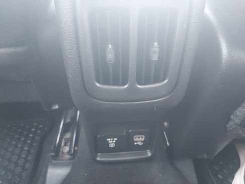 Used 2021 Jeep Compass Latitude w/ Convenience Group AWD/4WD image 11