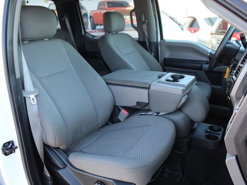 Used 2018 Ford F150 XLT image 21