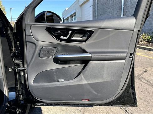 Used 2026 Mercedes-Benz GLC 300 4MATIC image 19