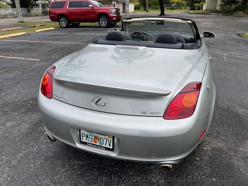 Used 2002 Lexus SC 430 Convertible RWD image 24