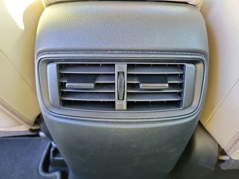 Used 2020 Honda CR-V LX image 10