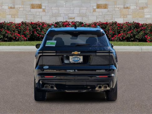 New 2026 Chevrolet Traverse High Country w/ LPO, Floor Liner Package image 4